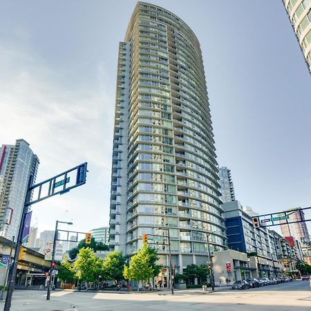 Heart Of Downtown 1 Bd Entire Condo - Pool, Gym, Parking, Office, Ac Vancouver Exterior photo